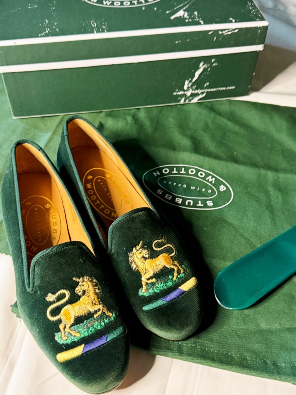 PRISTINE Stubbs & Wootton "Unicorn" Velvet Loafers - Hunter Green 6B - Full Set